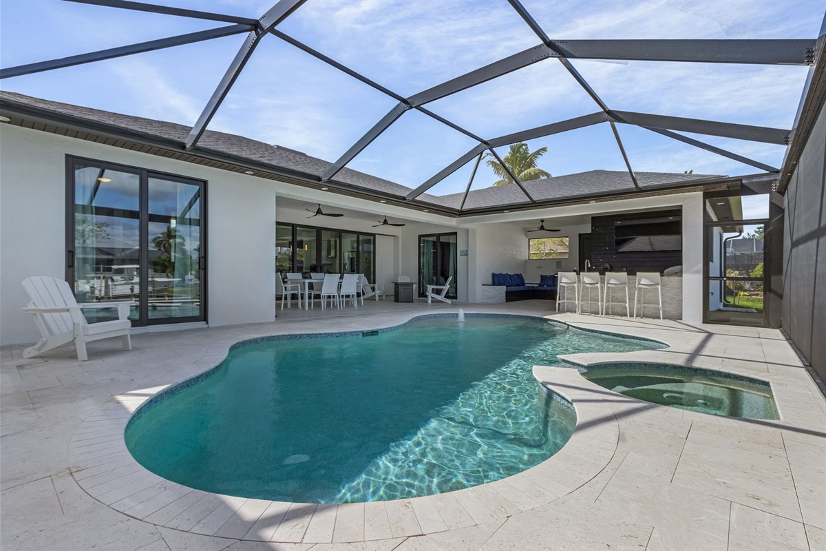 Cape Oasis - Cape Coral Florida